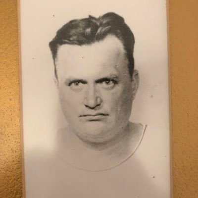 Joel McHale's profile picture