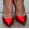 Love those shoes🌈 ...Yes.... 的头像