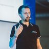 Alex Moldovan is on 🦋 profil fotoğrafı