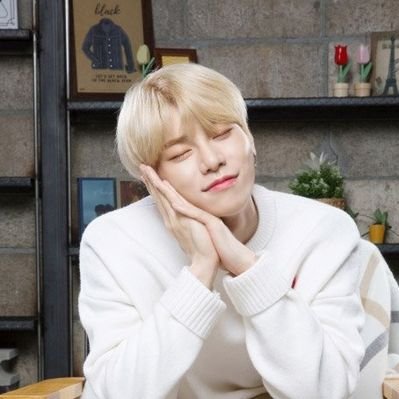 K_popest's profile picture