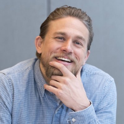 Charlie Hunnam's profile picture