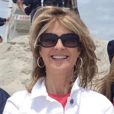 LSchmidtFox5's profile picture