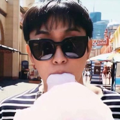 besideyou_G's profile picture