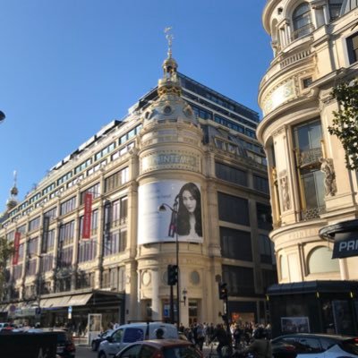 pom@department_store's profile picture