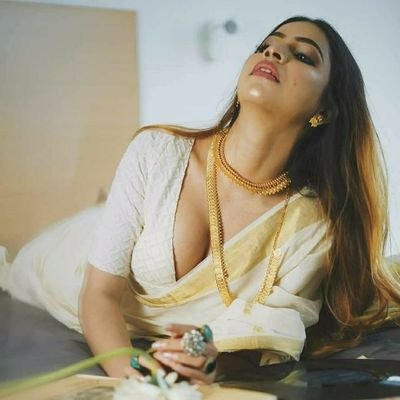 செல்வி's profile picture