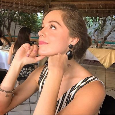 itzelayari14's profile picture