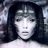Багиня нытья и румынской тяги's profile picture