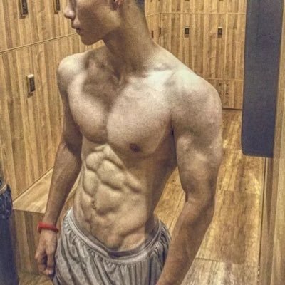 ggL1019's profile picture