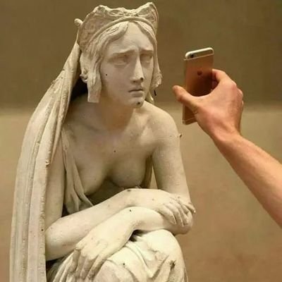 larafain14's profile picture