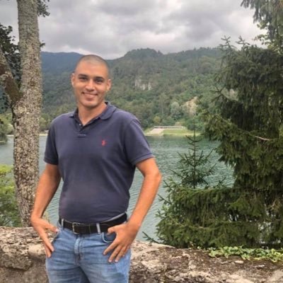 yaireinhorn's profile picture