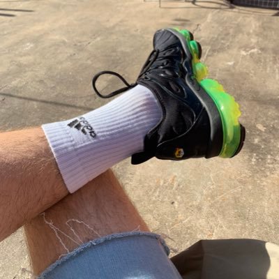 💣's profile picture