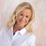 Profilbild von Ellen Louise Noble