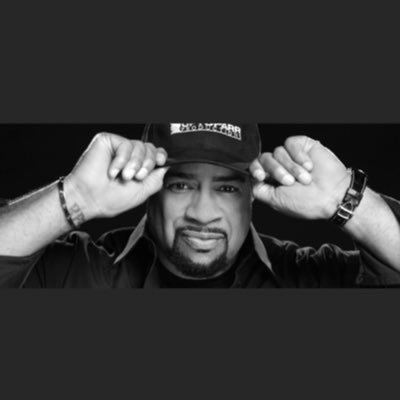 RussParrShow's profile picture