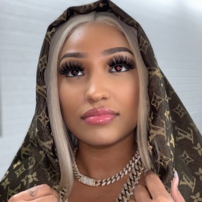 ella_thereal's profile picture