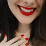 چشم دکمه‌ای 的头像