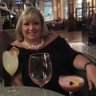 Profilbild von Lady Debs 👑👒🍸🍾