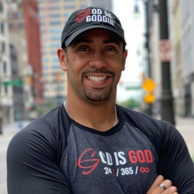 MelRiveraMills's profile picture