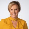 Profilbild von Hilary Barry