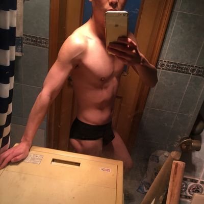 ljy8115's profile picture