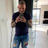 Adam Ur profil fotoğrafı
