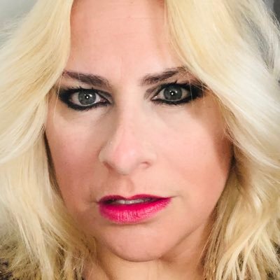 dravaleria's profile picture