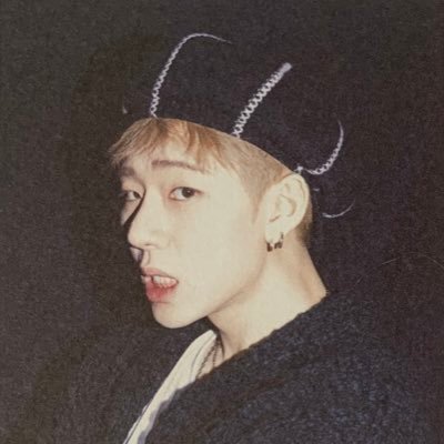100zi_co's profile picture