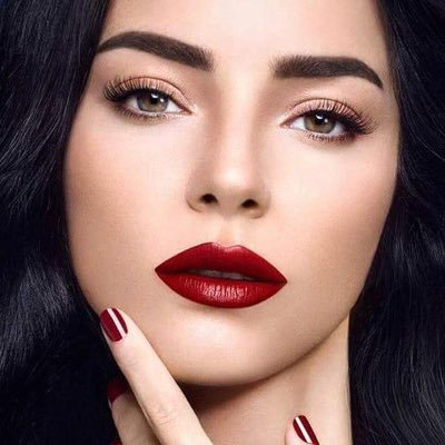 Merve Boluğur's profile picture