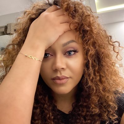 IamNadiaBuari's profile picture