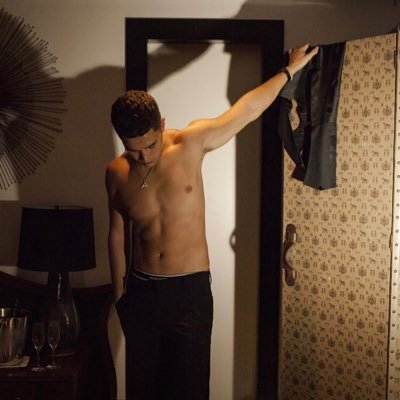 Celeb & Armpit Gooner 🥴's profile picture