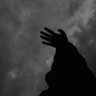 ¥'s profile picture