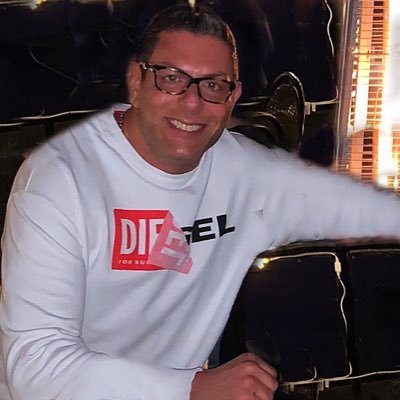 elekauderer's profile picture