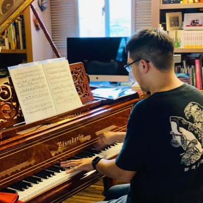 掉兩枚 紙板's profile picture