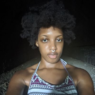 Beehottie 🐝's profile picture