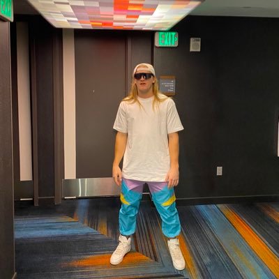 deweywingard's profile picture