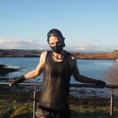 3_stripes_'s profile picture