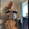 Bruce profil fotoğrafı