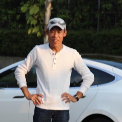 TeslaAri's profile picture