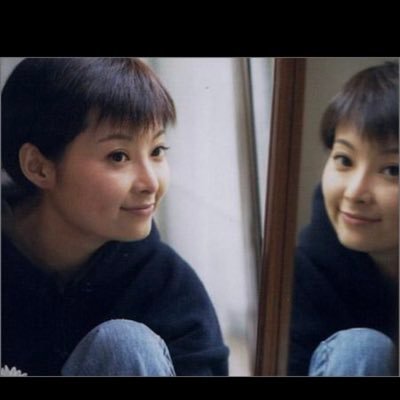袁立's profile picture