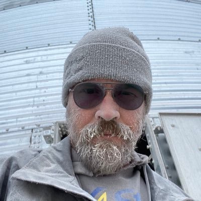 🇺🇸Gauche Farmer©️'s profile picture