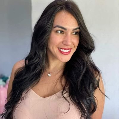 Silvia Flores's profile picture