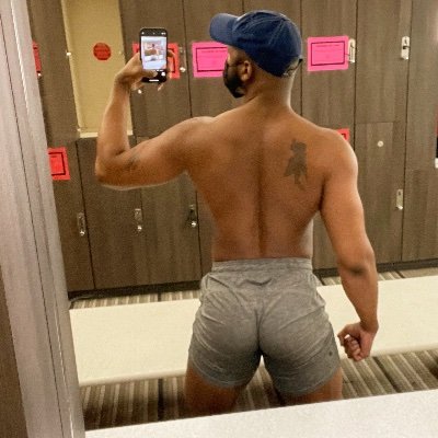 MrLegday's profile picture