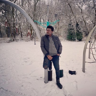 E's profile picture