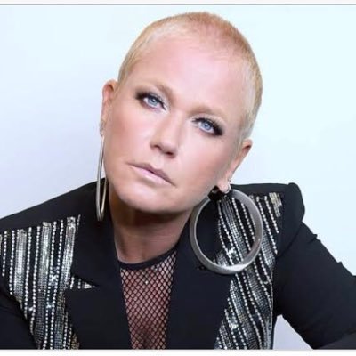 XUXA NO ESPAÇO 🧙🥂 ✨🍞✨'s profile picture