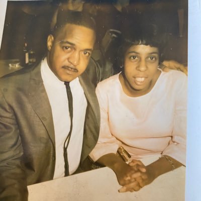SilverSmithMama's profile picture