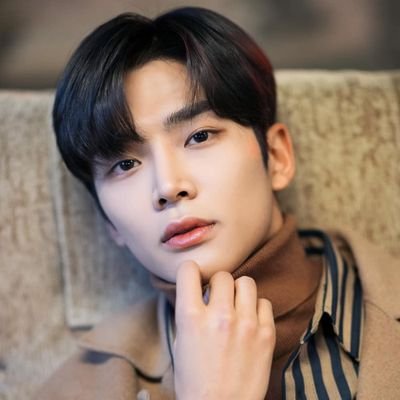 rowoon doing things's profile picture