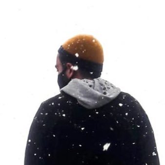 میرزا تبریزی 🎒's profile picture