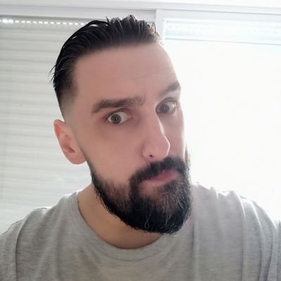 O_liveski's profile picture