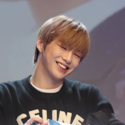 ๋ค๋
๋ฆฌ์ฆ's profile picture