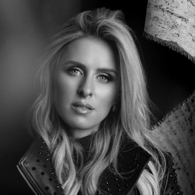 NickyHilton's profile picture