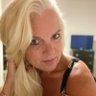 Julie LaRae profil fotoğrafı